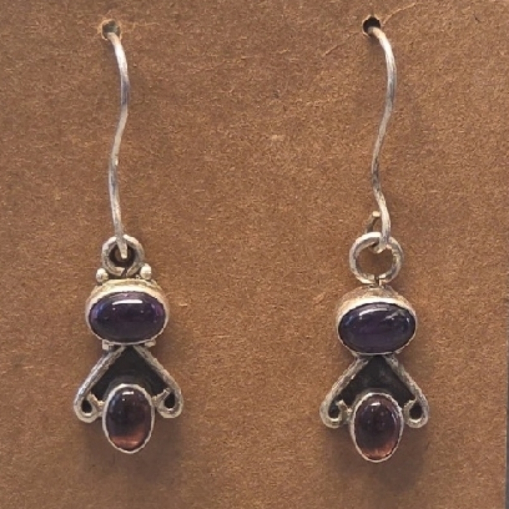 Amethyst And Garnet Cabashon Dangle Earrings